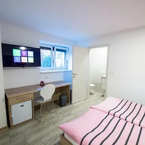 3* Gostinjska kuća Ursa